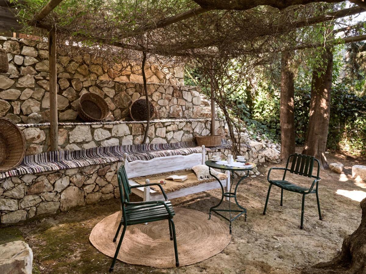 Vafias - Tranquil Location, Ideal For Large Groups, By Zantewize Villa
