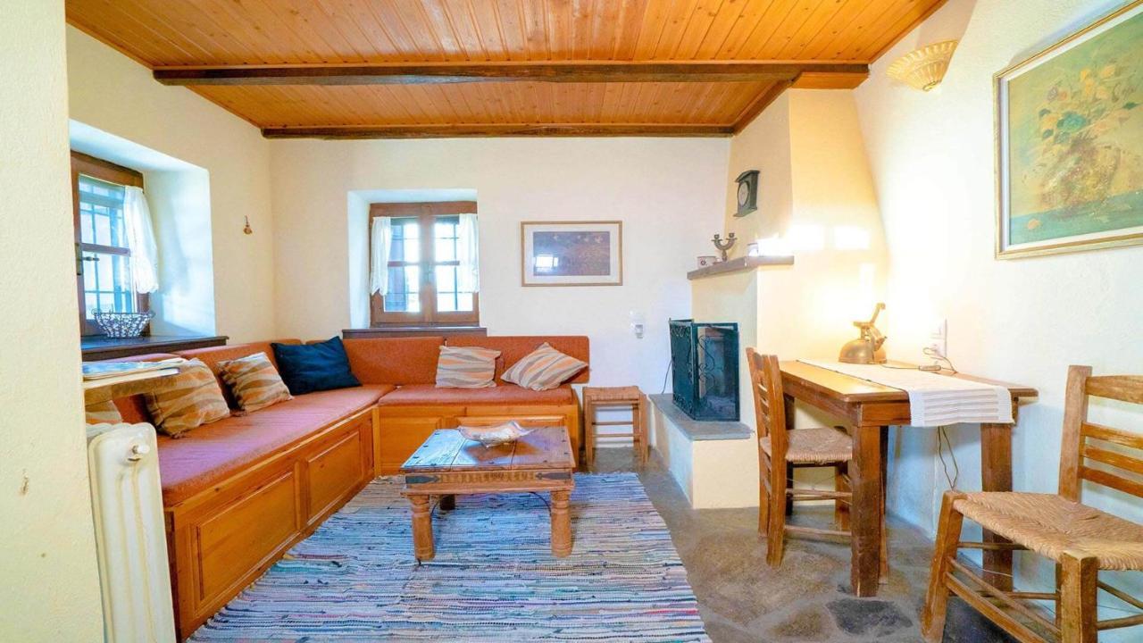 Apartment Chrissi Nefeli *