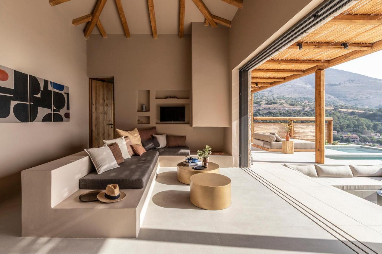 Pera Perou Unspoiled Luxury * Agia Efimia