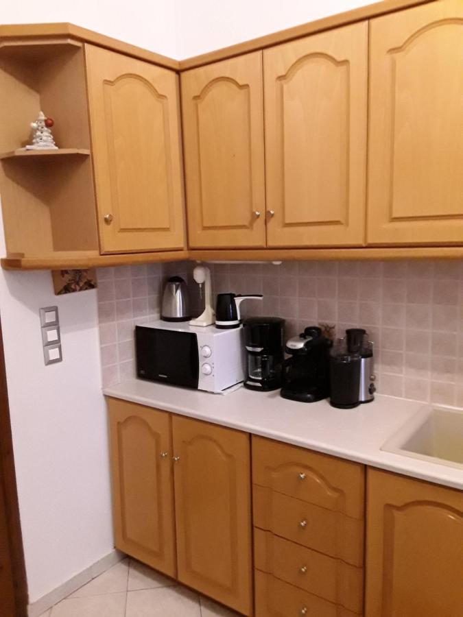 Square House Apartment *
