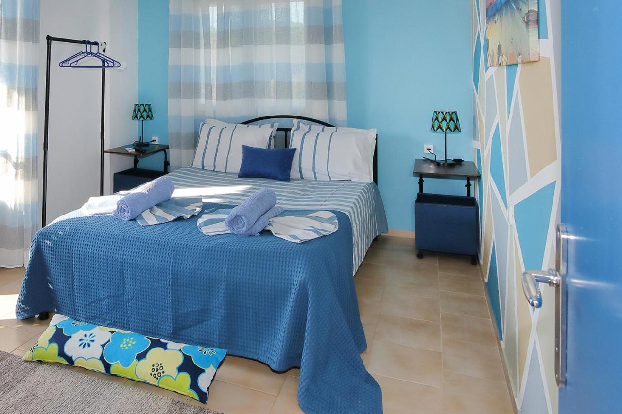 Maras Marinas Open All Year Nikiti (Sithonia)