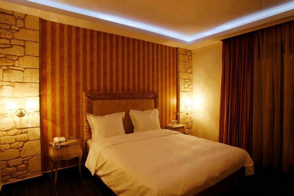 Diamond River & Hotel 4*