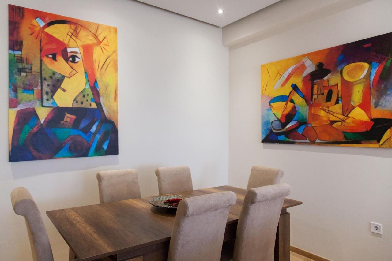 Apartment Modern In Glyfada A Breath Away From The Sea - The View *