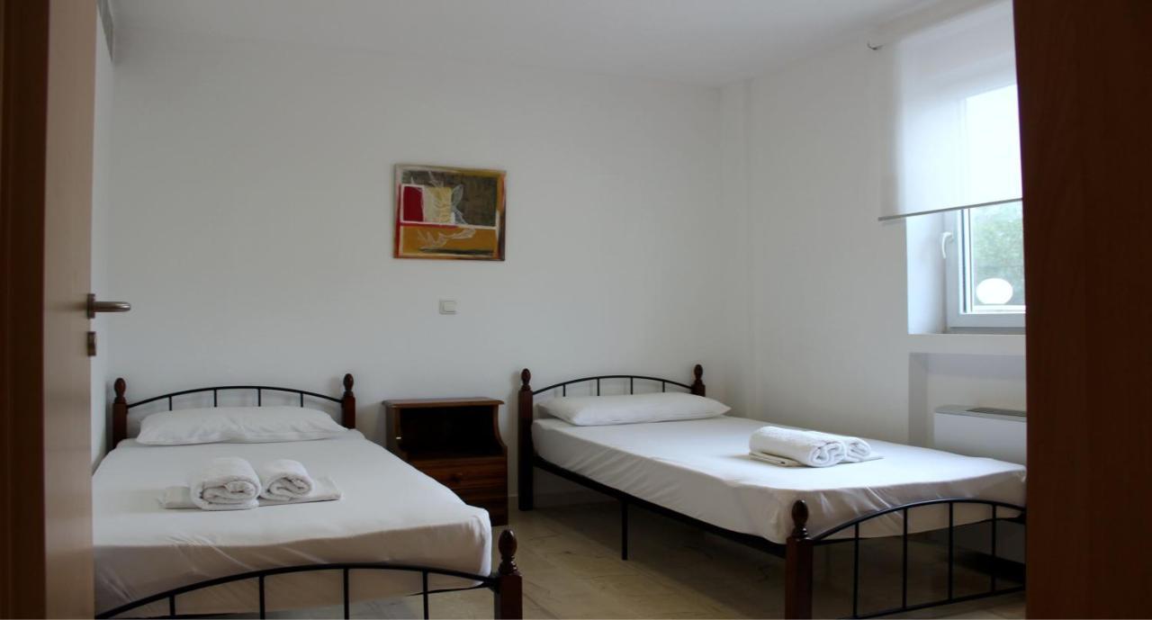 Anemomylos Luxus Suites-boutique & Pool Apartment Lefkimmi (Corfu)