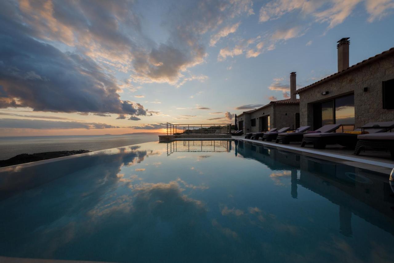 Manazil Mani - Luxury Villa Stoupa