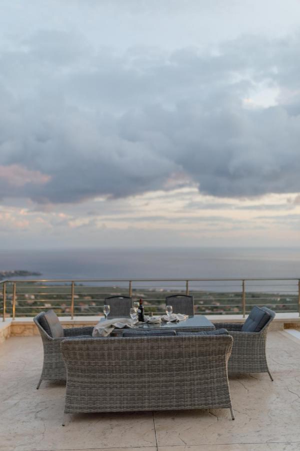 Villa Manazil Mani - Luxury Stoupa