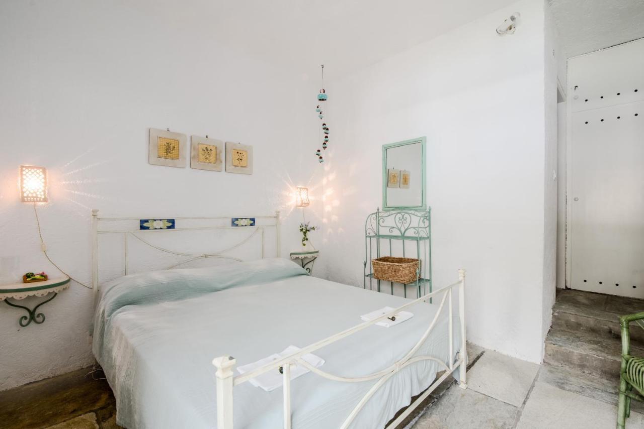 Kala.mia Charming Sea View Villa *