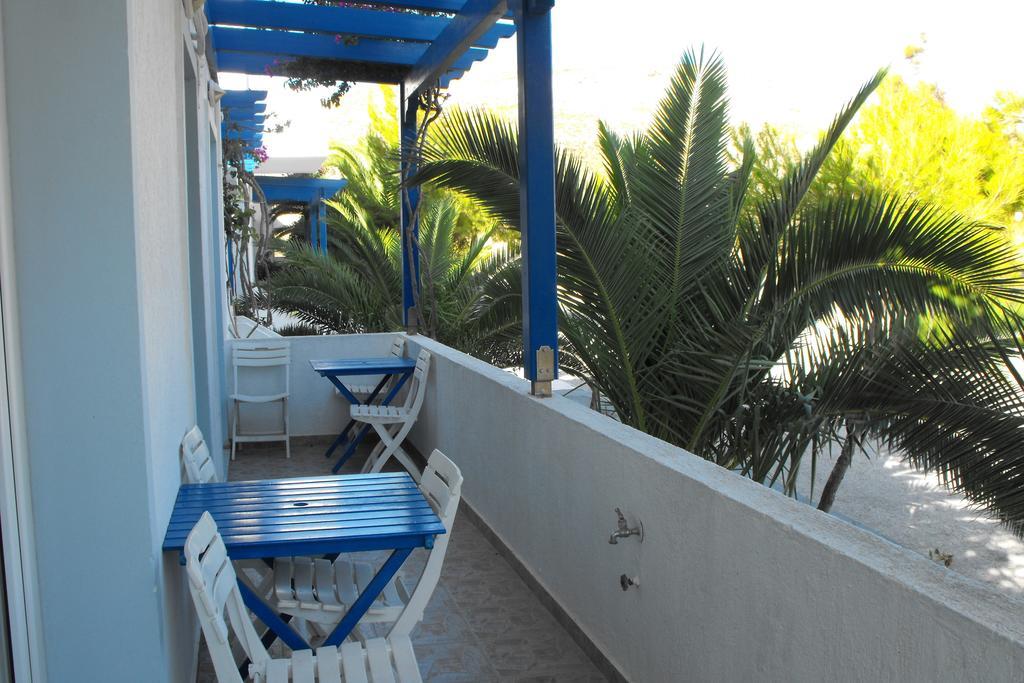 Guest house Anna Zisimos 2*