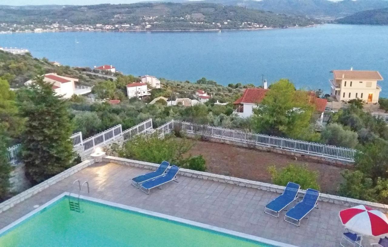 Beautiful In Theologos With Jacuzzi Holiday home Theologos (Phthiotis)