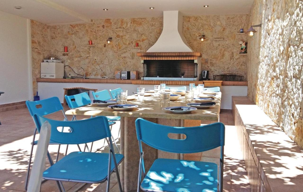 Beautiful In Theologos With Jacuzzi Holiday home *