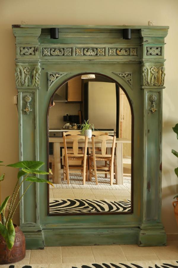 House In Itea-delphi * Itea