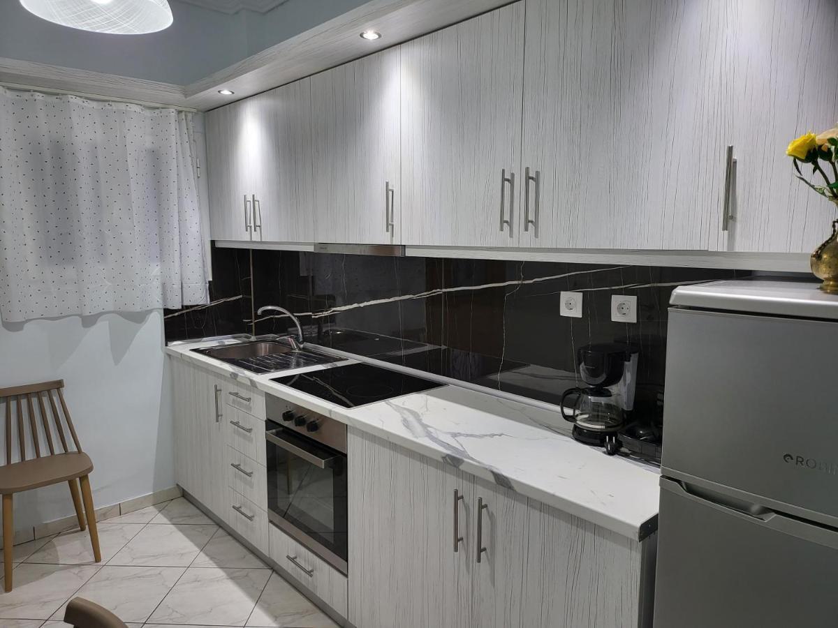 Apartment Thea Sea *