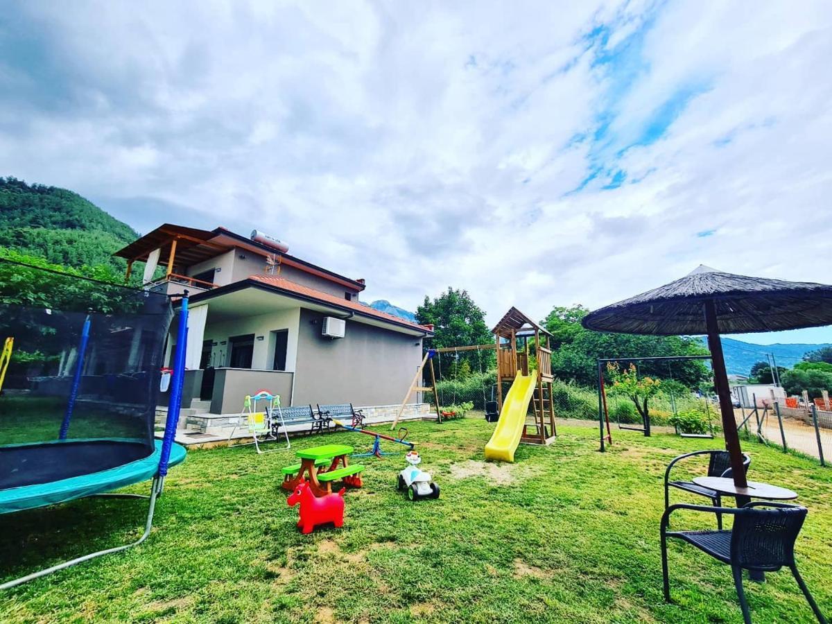 Hotel Annmari *