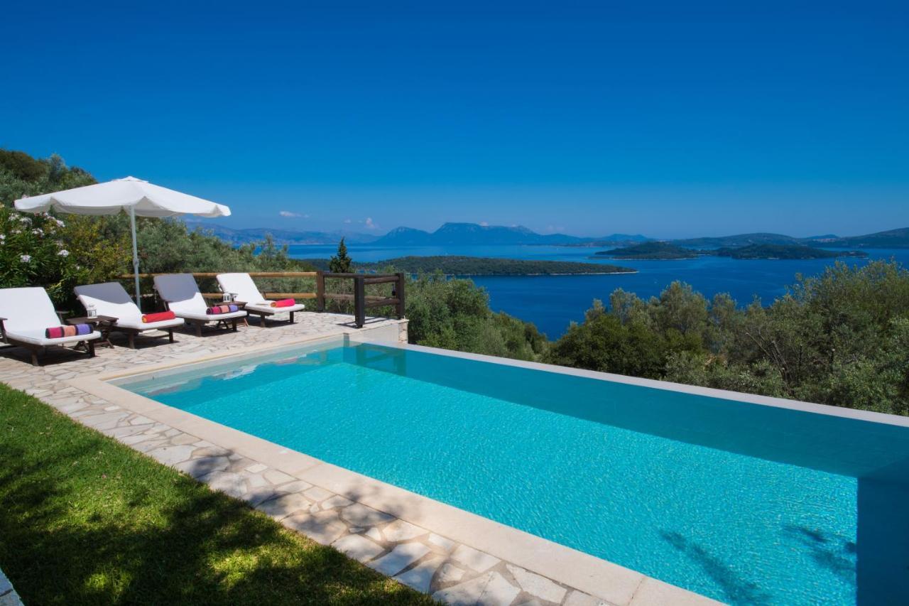 Villa Meliti - Private With Stunning Seaviews, Infinity Pool, Close To The Nydri (Lefkada)