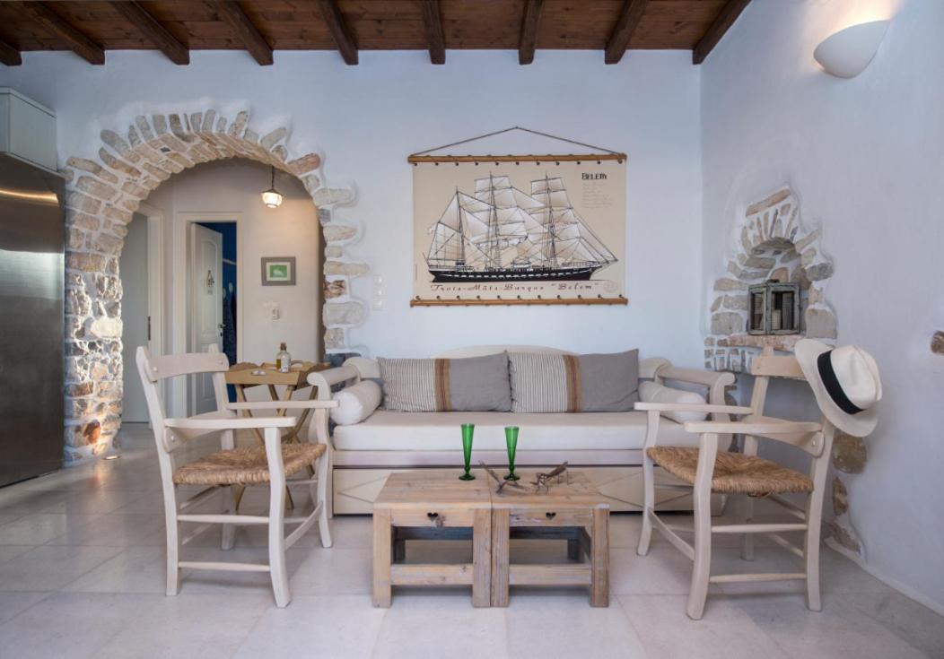 Votsalo Villa Parikia (Paros)