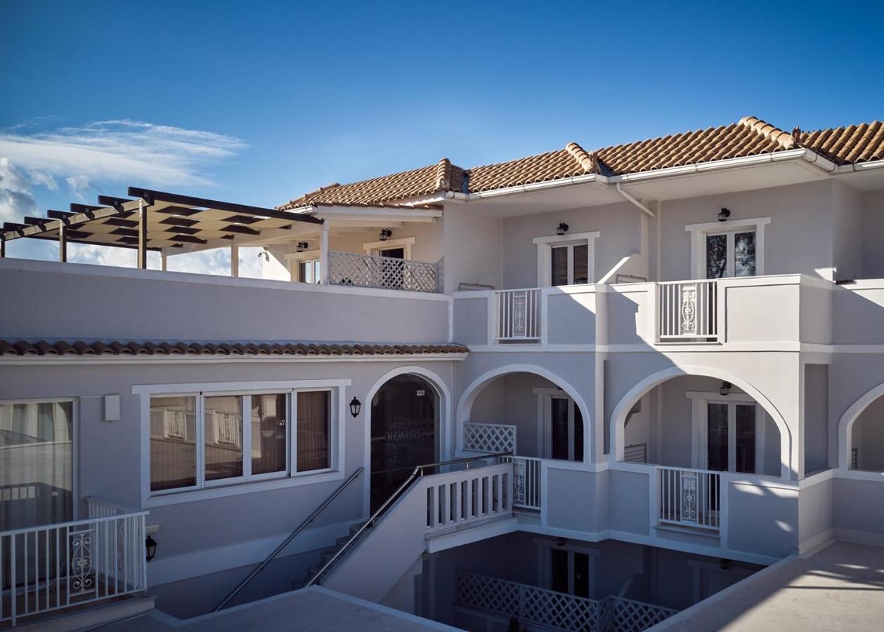 Nemesis Aparthotel 3*