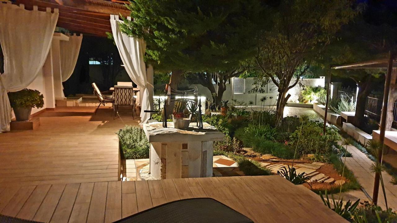 Apartment Deluxe Near The Airport Adults Only *