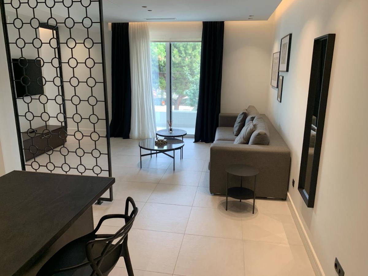 Apartment Glyfada South42 *