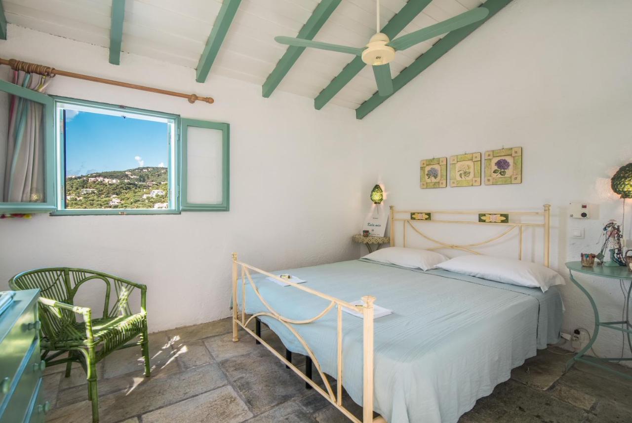 Kala.mia Charming Sea View Villa *