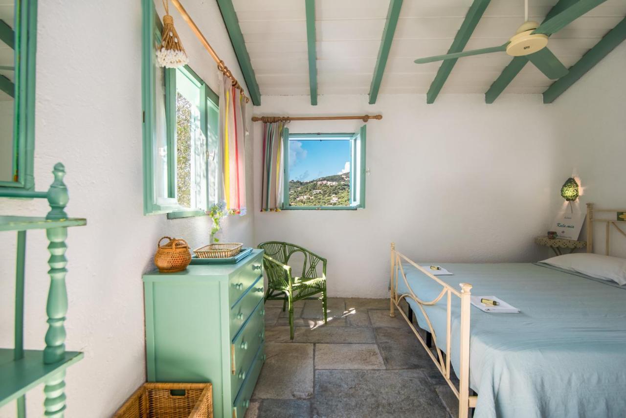 Villa Kala.mia Charming Sea View *