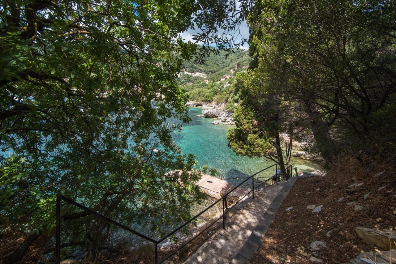 Kala.mia Charming Sea View Villa *