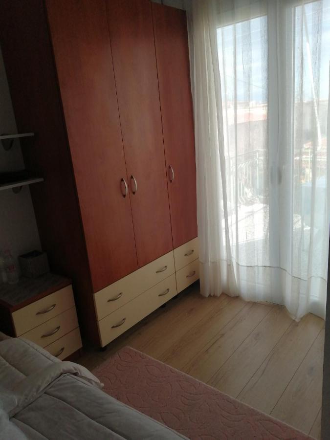 Fotini Kamena Vourla