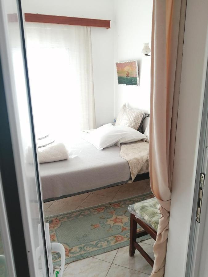Aparthotel Fotini Kamena Vourla