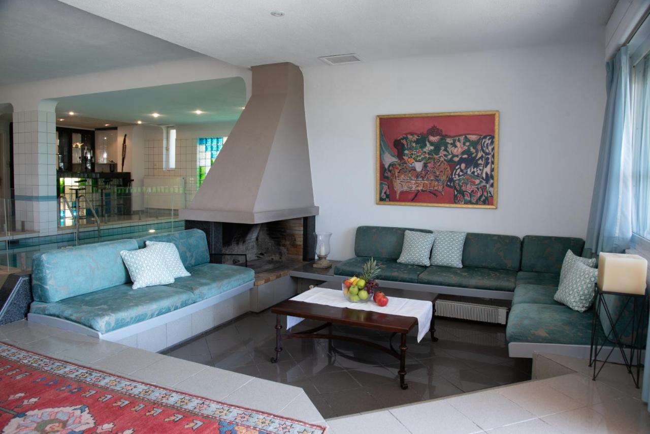 Villa Arethousa Nea Iraklitsa