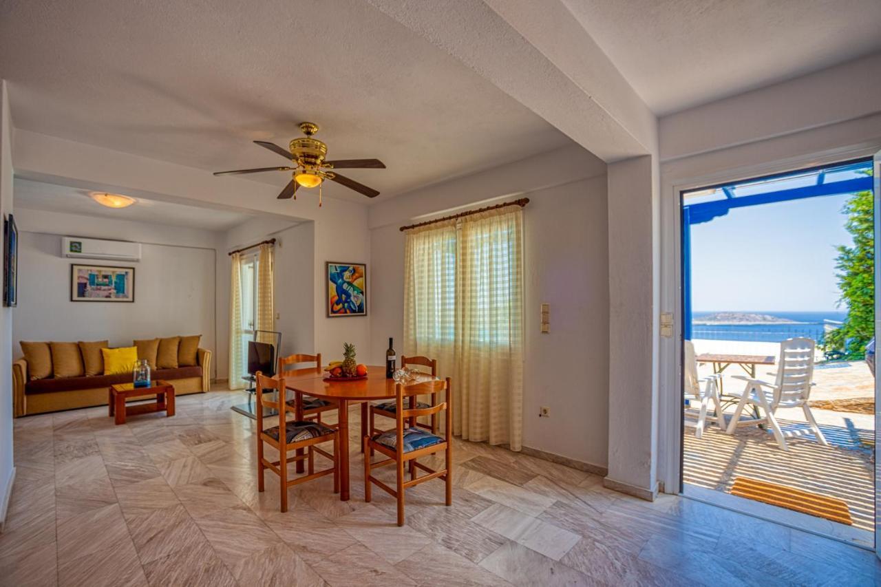 Sea View Villa *
