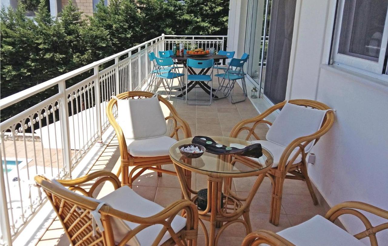 Beautiful In Theologos With Jacuzzi Holiday home *