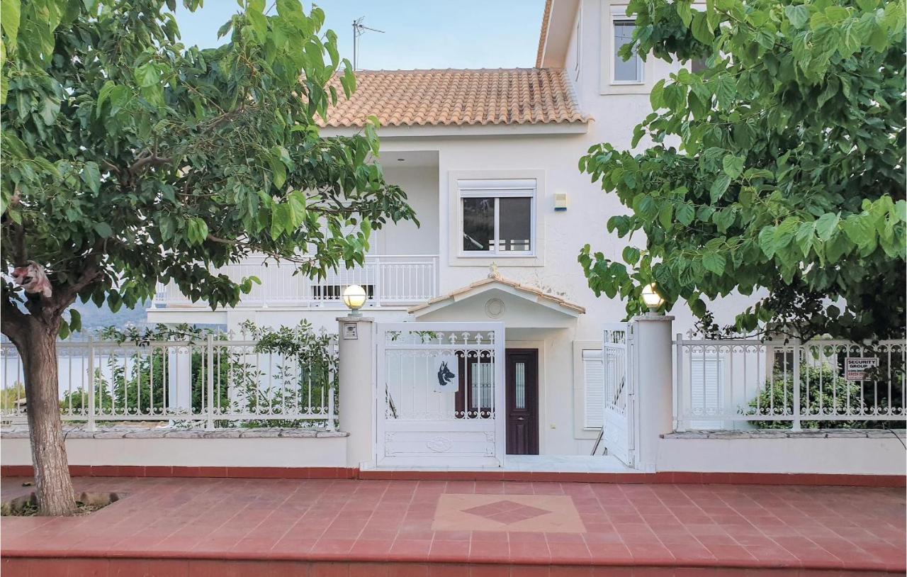 Holiday home Beautiful In Theologos With Jacuzzi Theologos (Phthiotis)