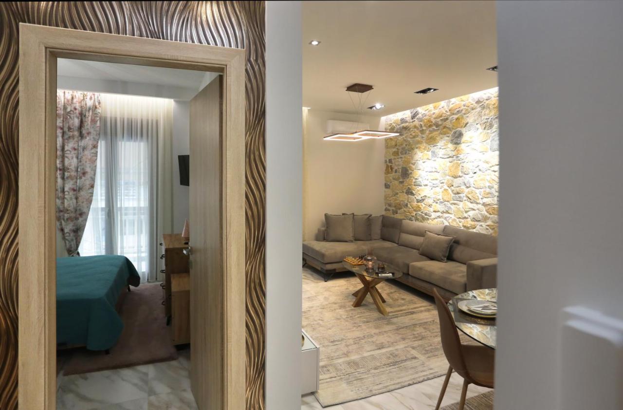 La Luxury Stelve Apartment Larissa
