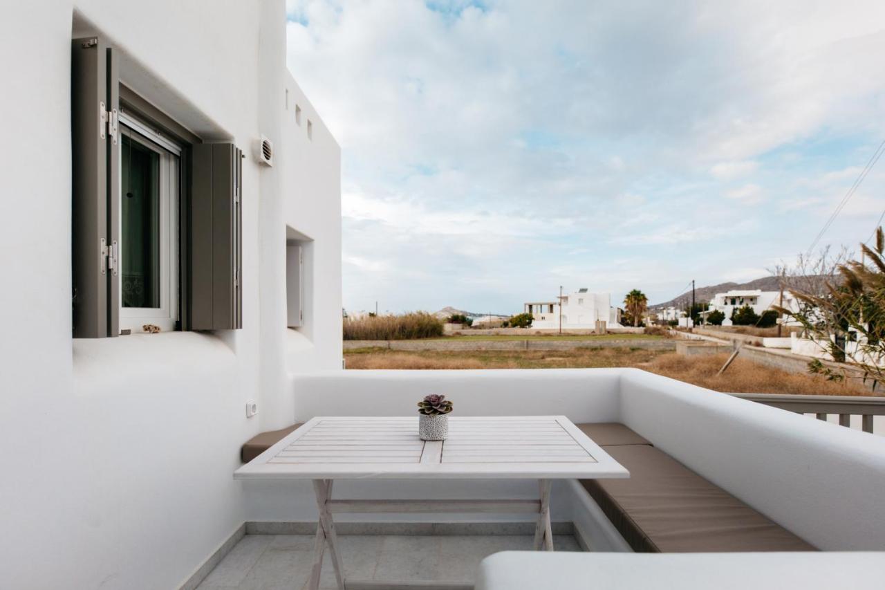 Villanaxosgr - Than A Naxian House *