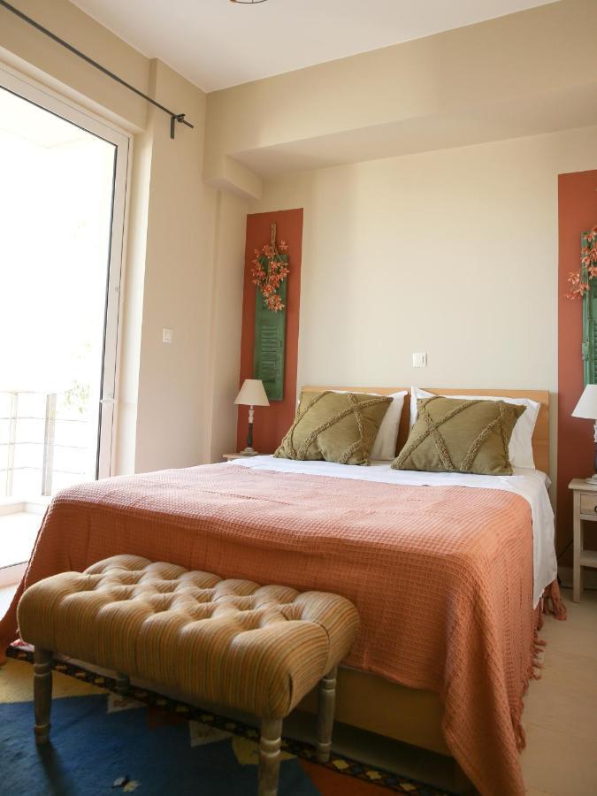 House In Itea-delphi Itea
