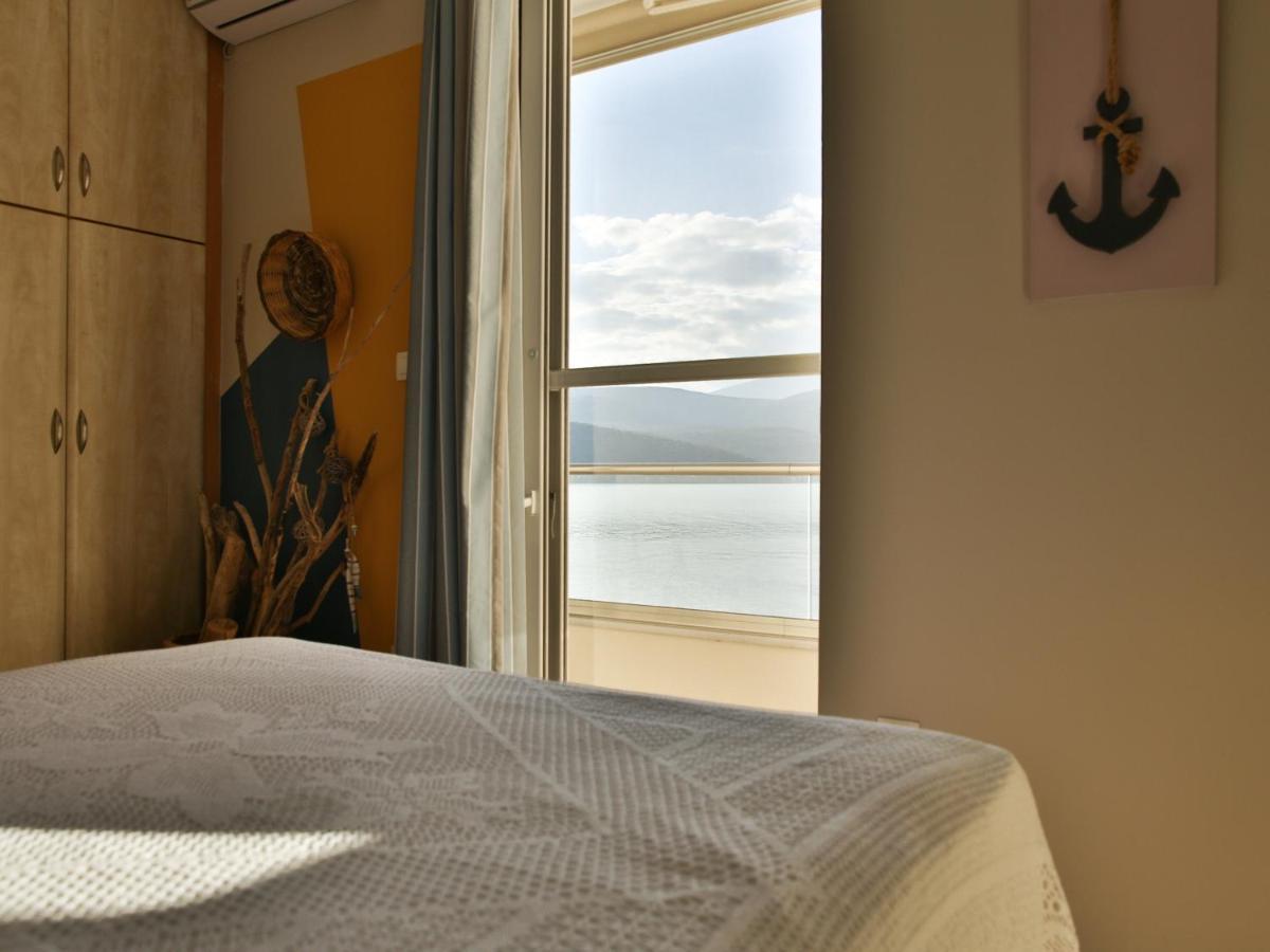 House In Itea-delphi Apartment *
