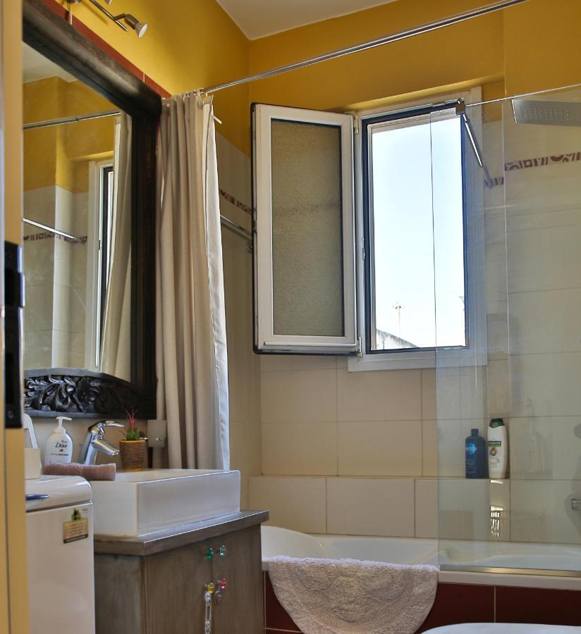 House In Itea-delphi Apartment *