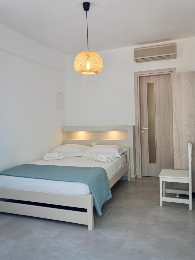 Aparthotel Golden Sun Chora (Ios)