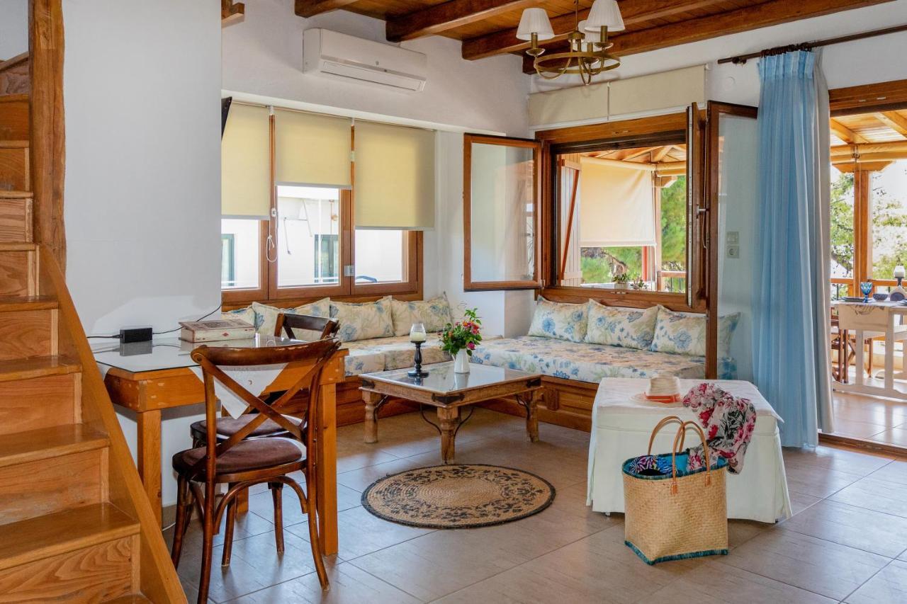 Traditional Arsanas Apartment Nikiti (Sithonia)