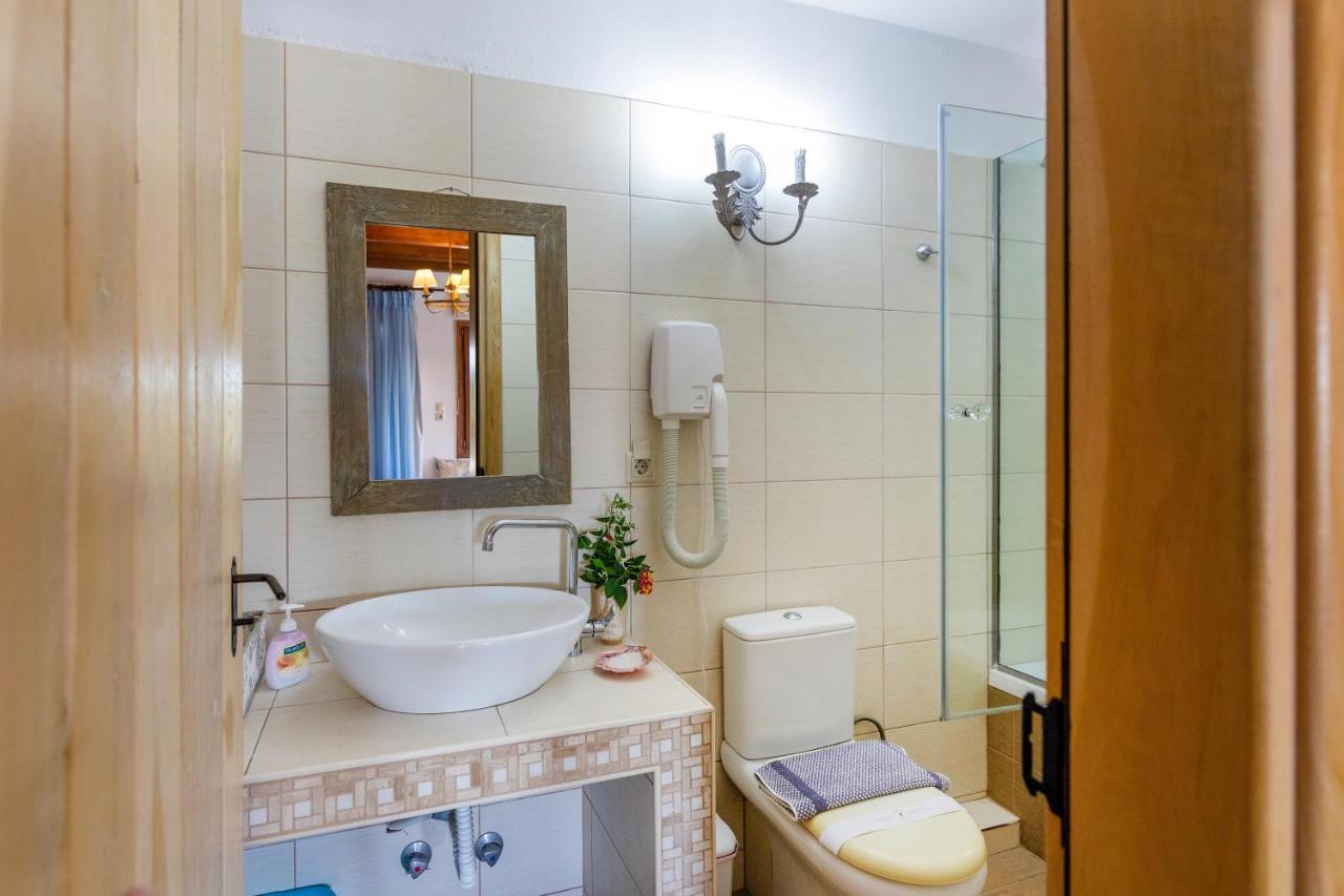 Traditional Arsanas Apartment Nikiti (Sithonia)