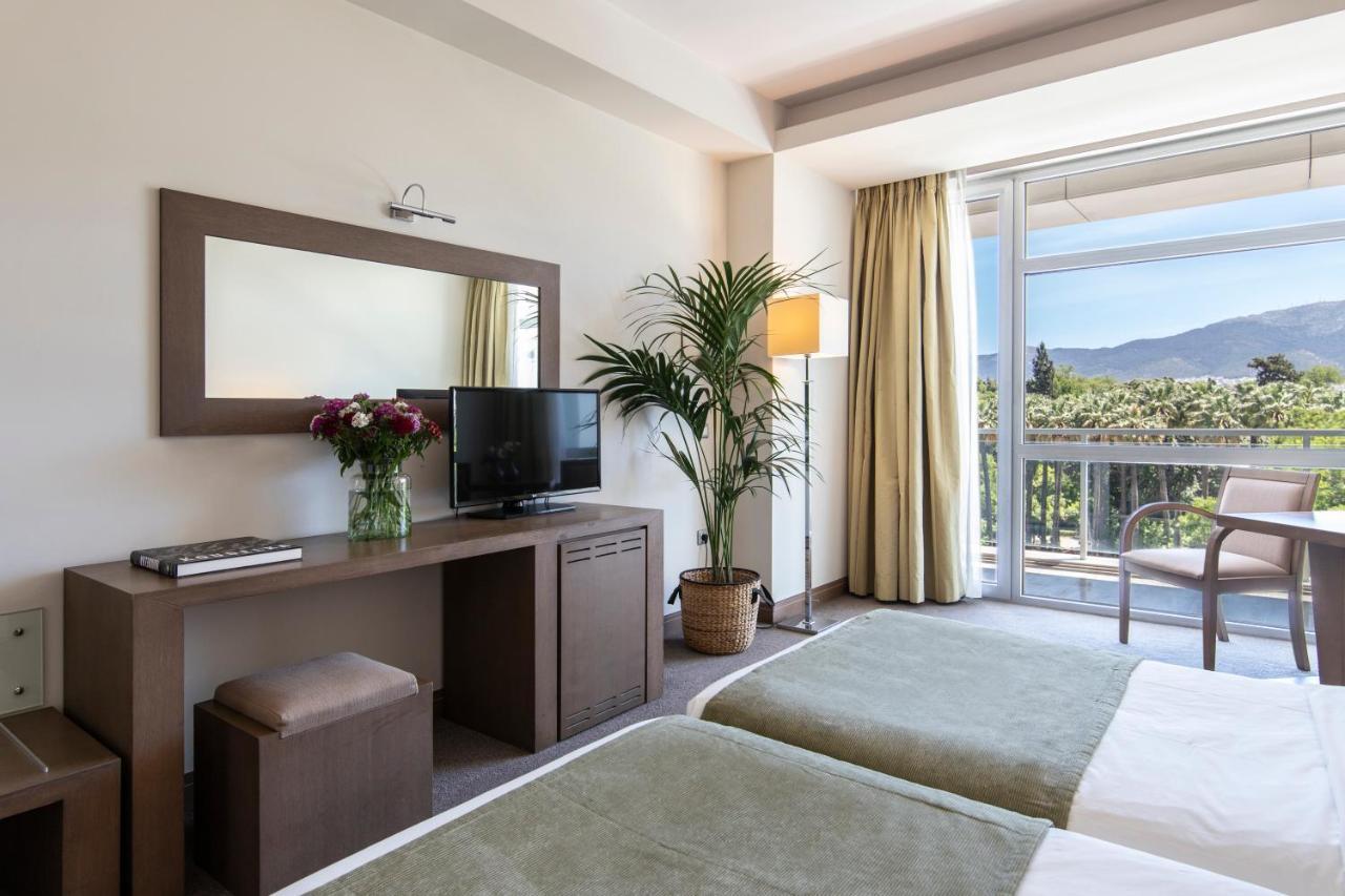 Amalia Hotel 4*