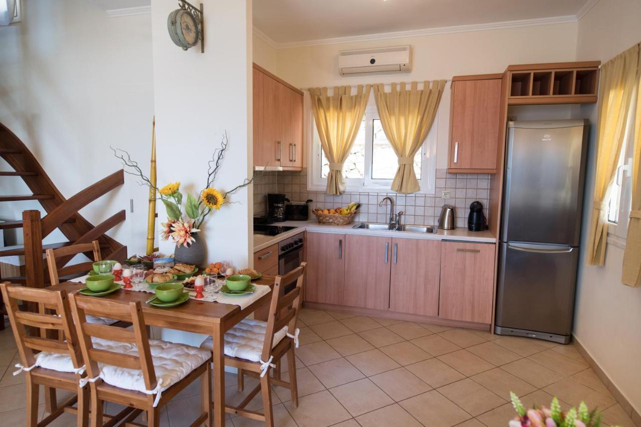 Meliti - Private With Stunning Seaviews, Infinity Pool, Close To The Villa *
