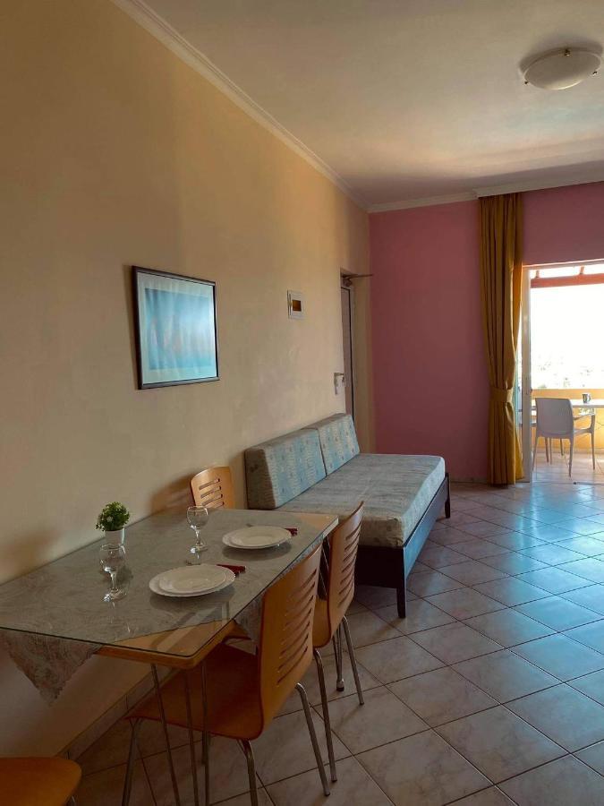 Eliros Studios Aparthotel Stalos