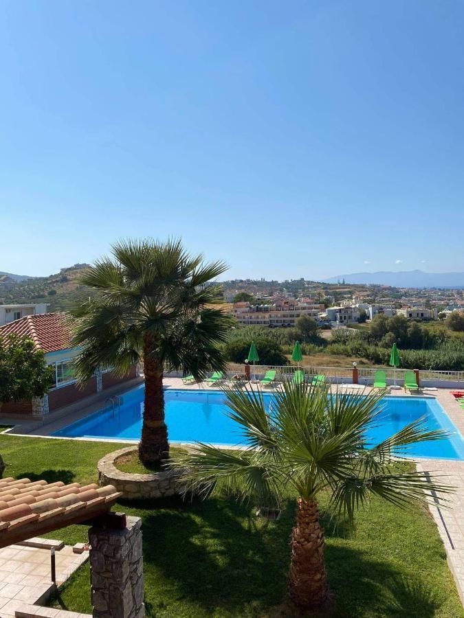 Eliros Studios Aparthotel Stalos