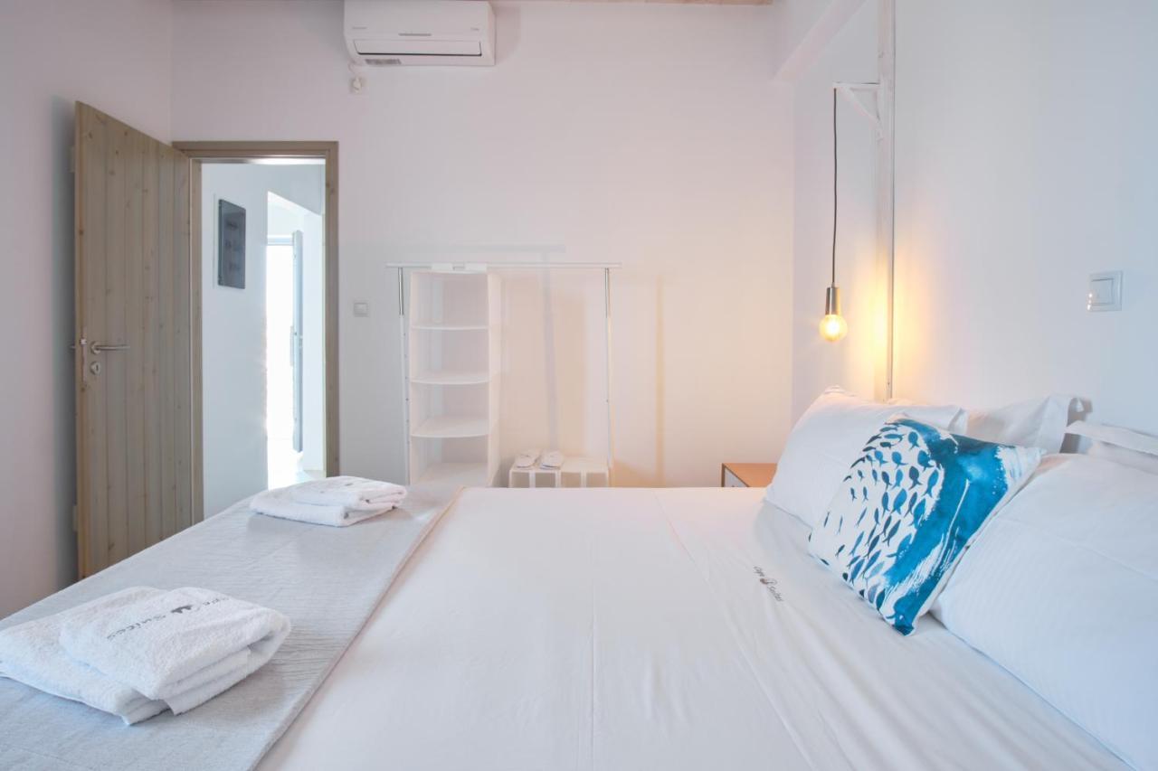Cape Apartment *