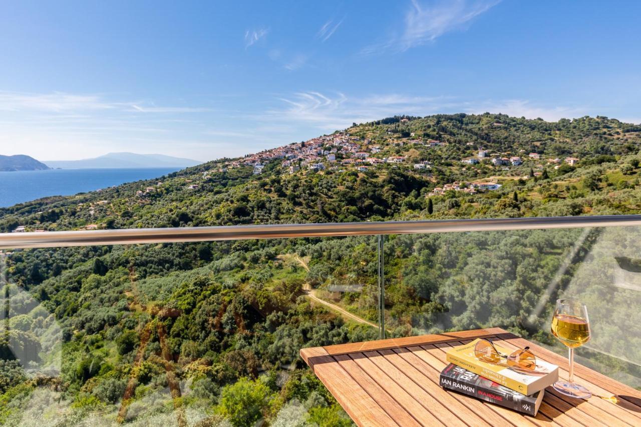 Stefani Villa *