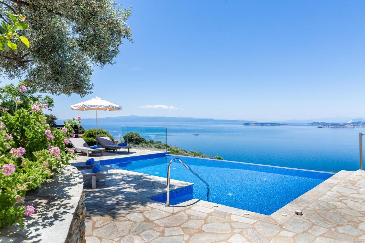 Stefani Villa