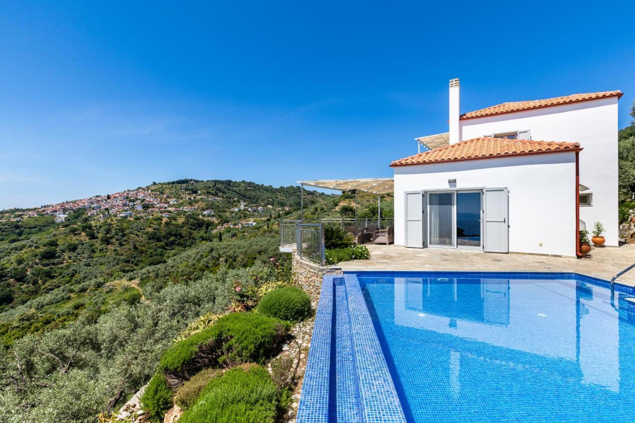 Stefani Villa