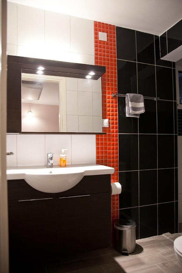Niki Apartment *