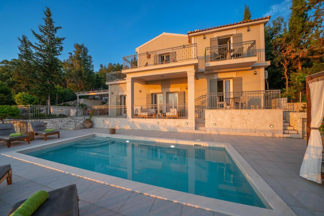 Luxury Above Emblisi , With Heated Pool ! Villa