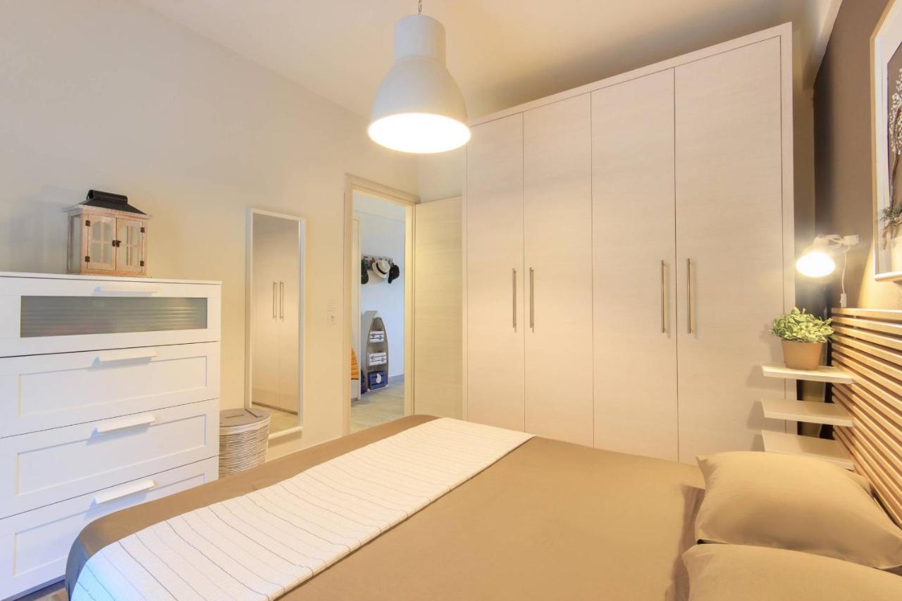 Grand Blue Apartment